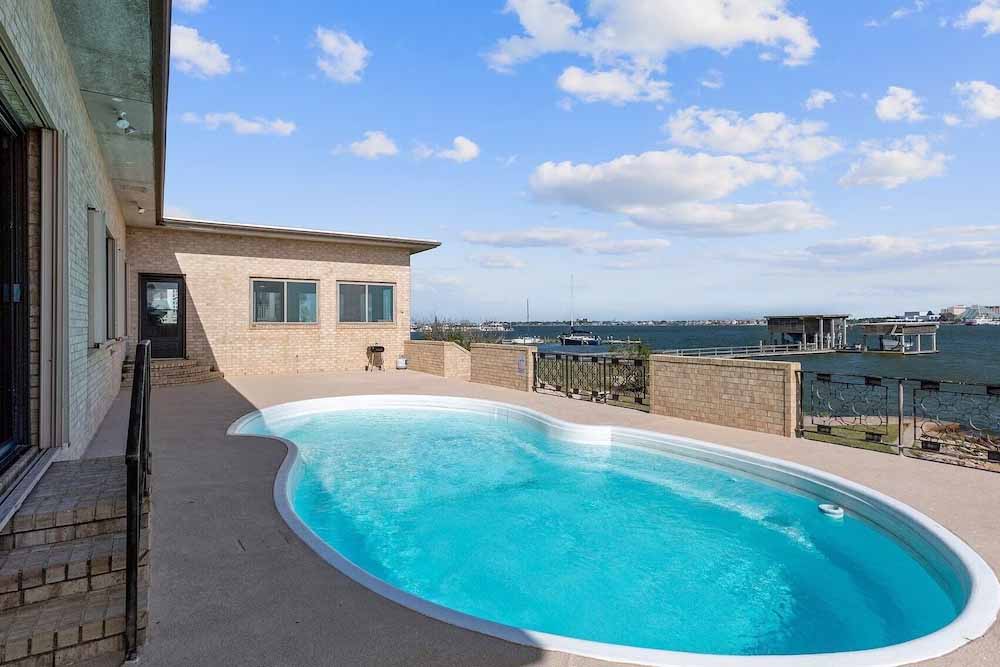 Bay Dreamer Galveston Vacation Rental Offatts Bayou